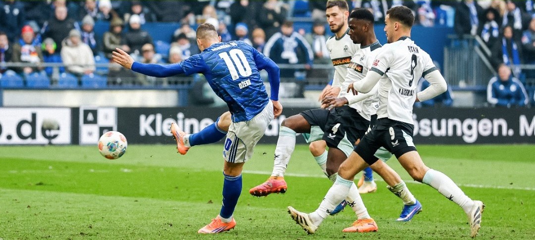 Nakon sjajnog debija u dresu Schalkea, oglasio se Džeko: Evo šta je rekao!